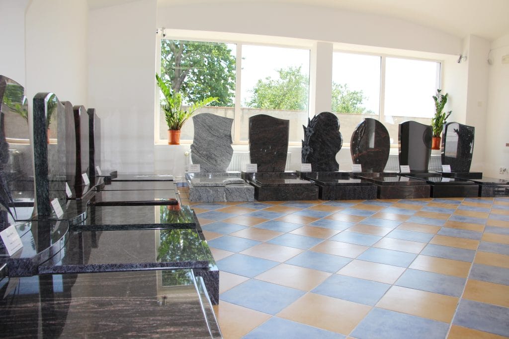 Zernosecka 1 Hroby | Pohřební ústav AURIGA | Pohřební služby a převozy zesnulých - Litoměřice